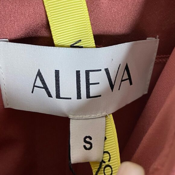 NWT Alieva Nilah Satin Mini Dusty Pink Dress Draped Size S - Picture 13 of 14